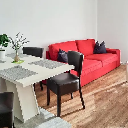 Apartment Pet Friendly In Passow Ot Charlottenho